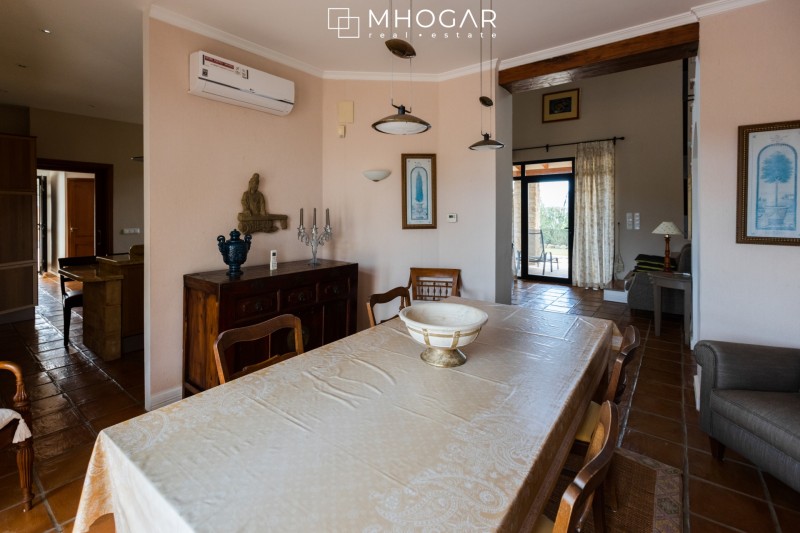 Rústica Elegancia - Casa de Campo a la venta en Benissa!